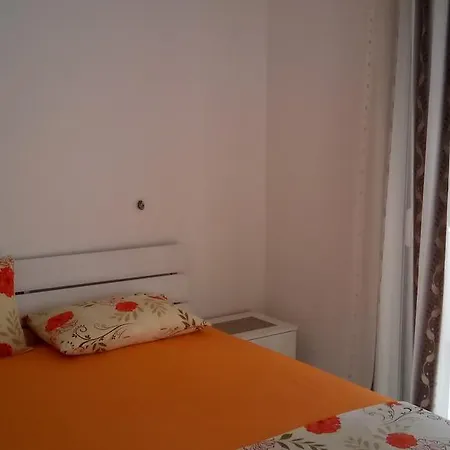 Guest House Aga Ulcinj Exterior photo