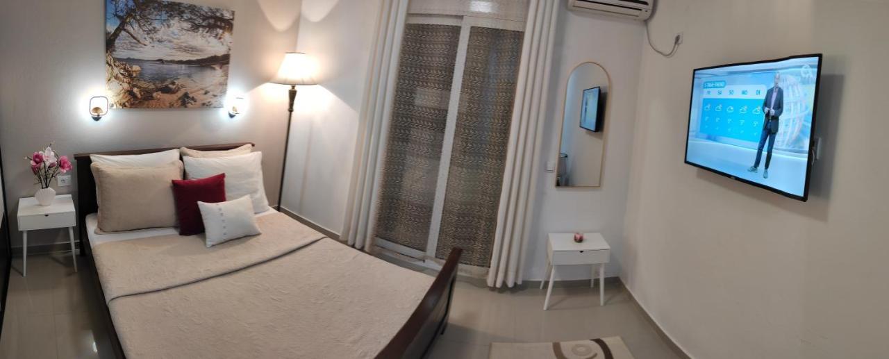 Aga Apartment *