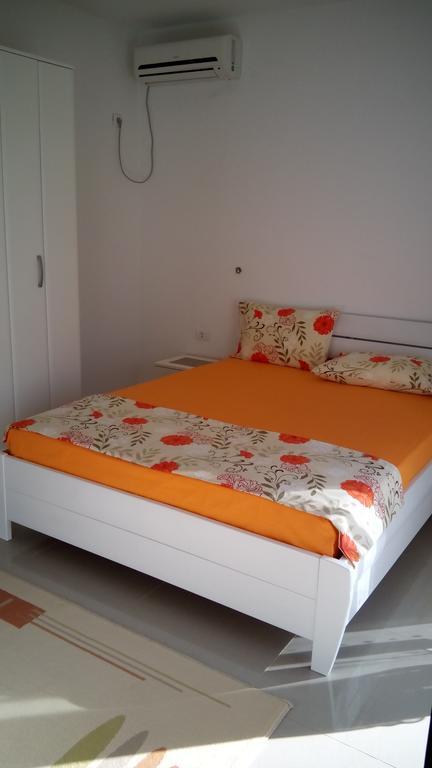 Aga Apartment